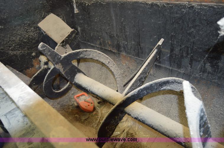 image for item H2817 1,500 gallon ribbon blender