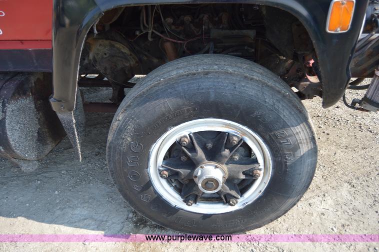 image for item H2819 1979 Ford 800 oil distributor