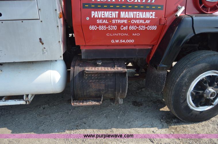 image for item H2819 1979 Ford 800 oil distributor