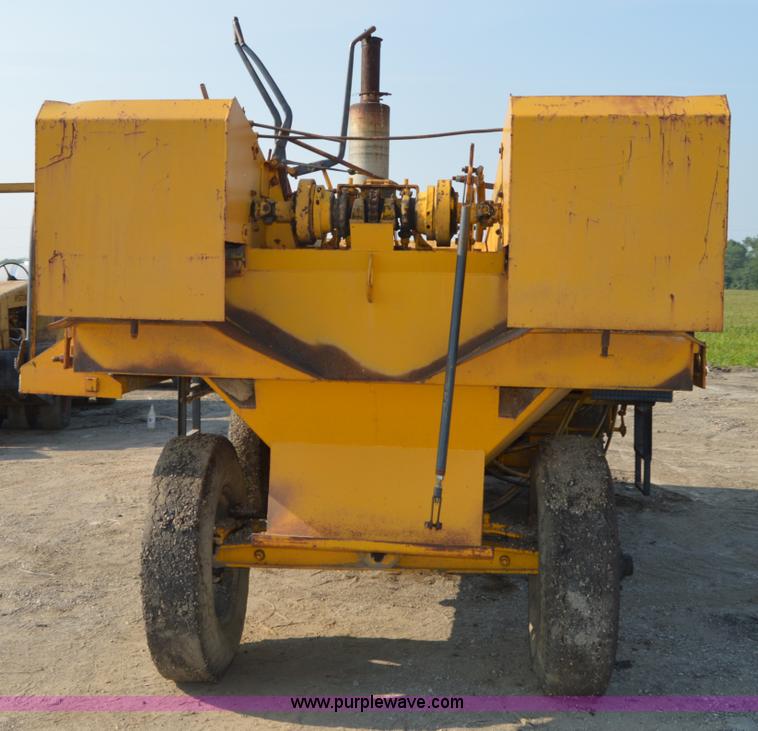 image for item H2821 Spread Master power spreader