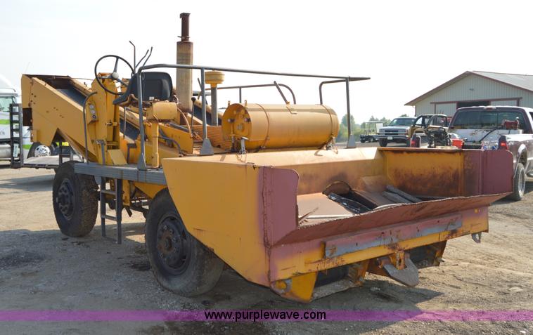 image for item H2821 Spread Master power spreader