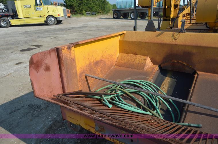 image for item H2821 Spread Master power spreader