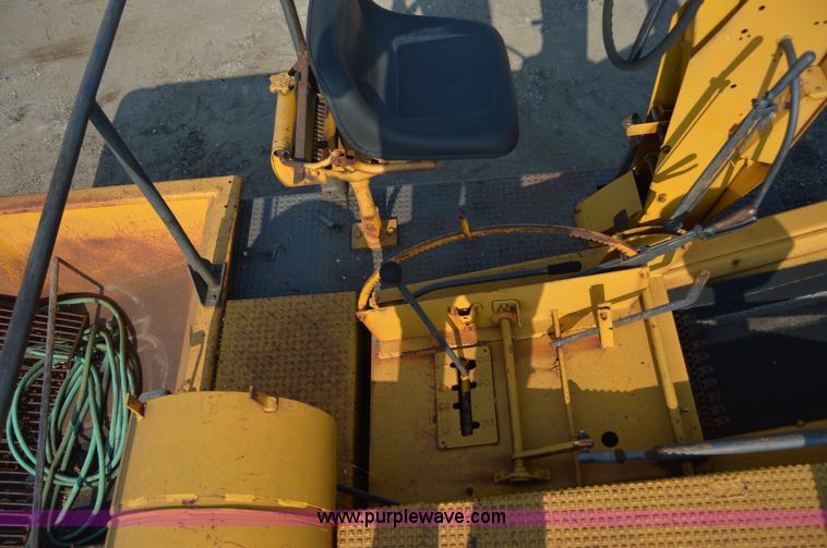 image for item H2821 Spread Master power spreader