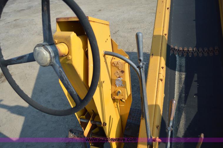 image for item H2821 Spread Master power spreader