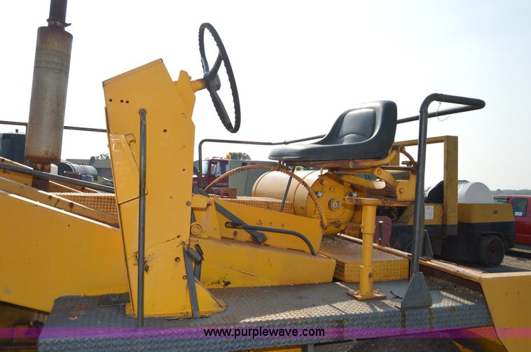 image for item H2821 Spread Master power spreader