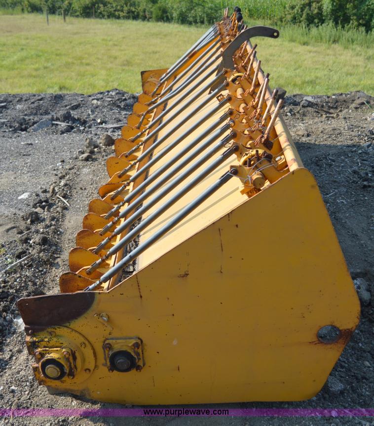 image for item H2821 Spread Master power spreader