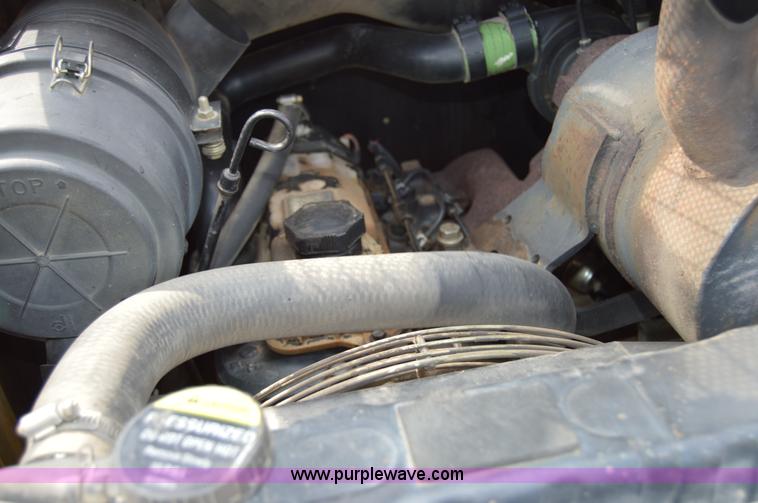 image for item H2822 2000 John Deere 250 skid steer