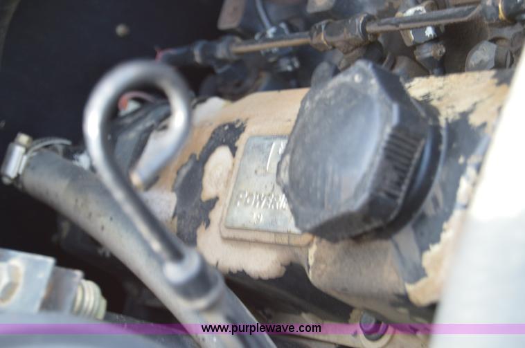 image for item H2822 2000 John Deere 250 skid steer