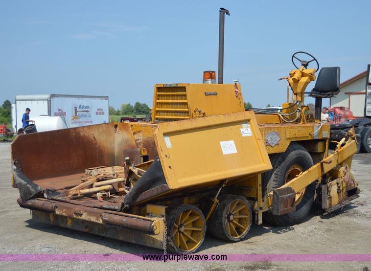 image for item H2823 1981 Blaw-Knox PF115 paver