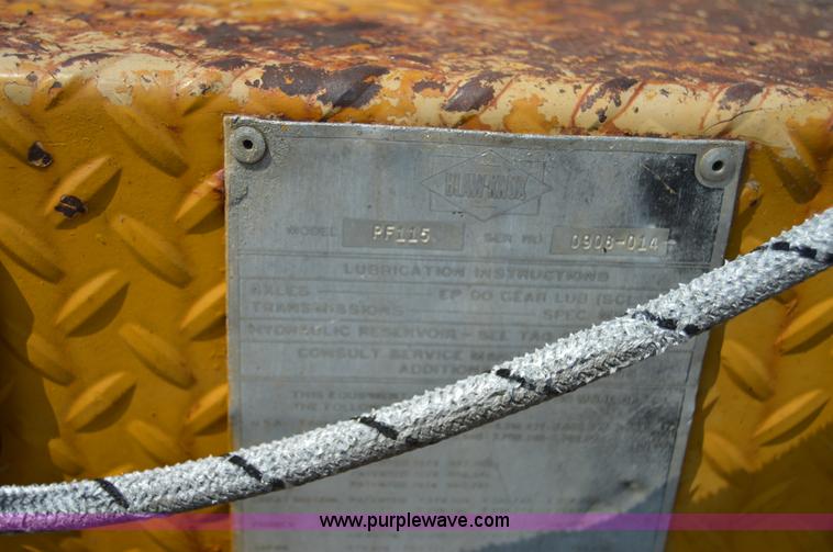 image for item H2823 1981 Blaw-Knox PF115 paver