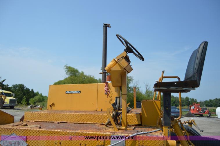 image for item H2823 1981 Blaw-Knox PF115 paver