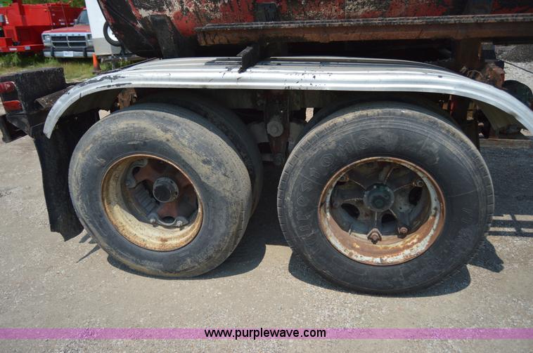 image for item H2825 1970 MCCO Taylor seal coat trailer