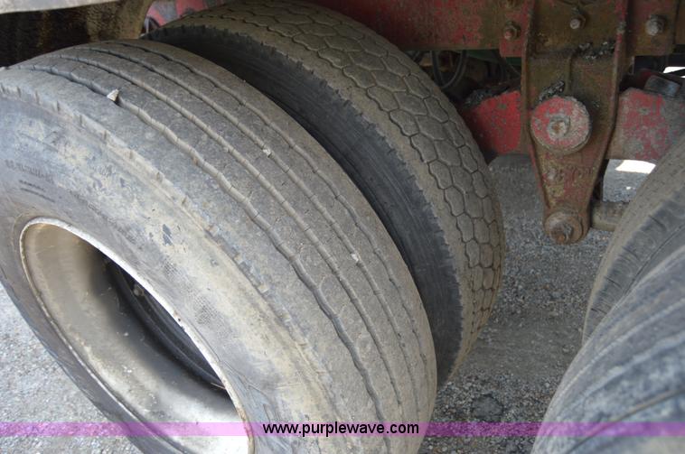 image for item H2825 1970 MCCO Taylor seal coat trailer