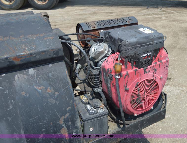 image for item H2826 Wilson 300 gallon squeegee buggy