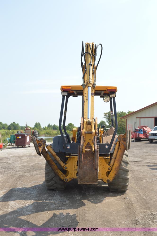 image for item H2828 1999 John Deere 310E backhoe
