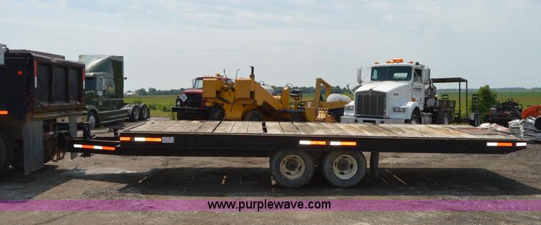 image for item H2829 1966 American tilt deck trailer