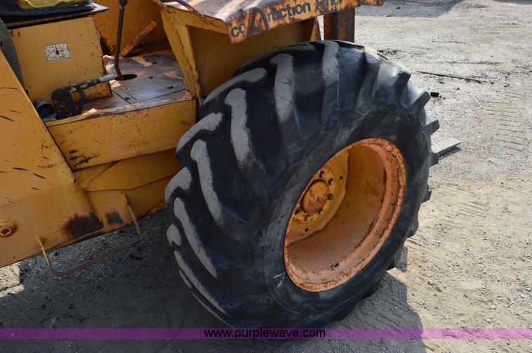 image for item H2831 Case 586D forklift