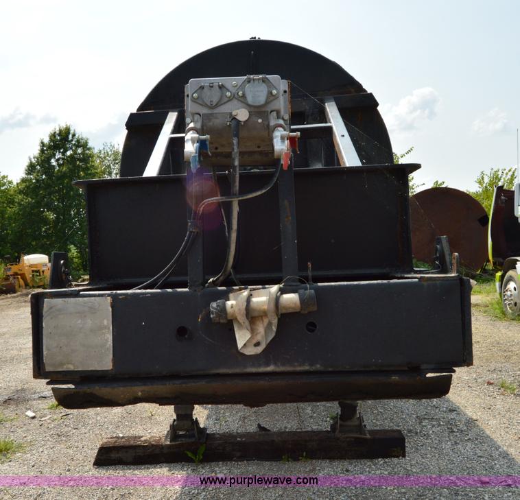 image for item H2832 1969 Trailmobile B31N5EDT tank trailer