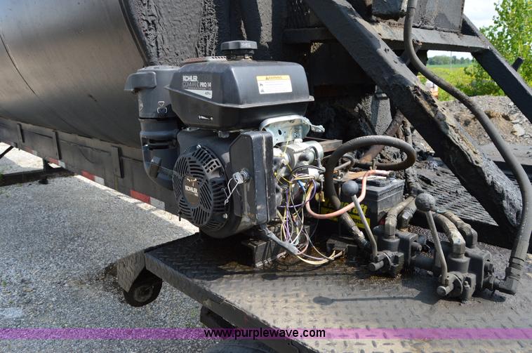 image for item H2832 1969 Trailmobile B31N5EDT tank trailer