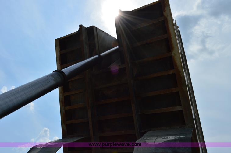 image for item H2834 1992 Kenworth T600 dump truck