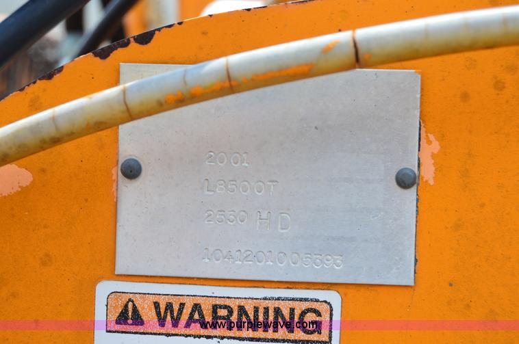 image for item H2835 2001 Lee Boy L8500T paving machine
