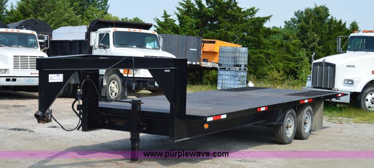 image for item H2839 2011 Shop Built gooseneck trailer