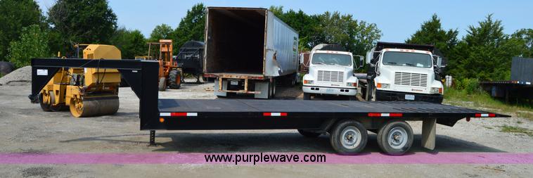 image for item H2839 2011 Shop Built gooseneck trailer