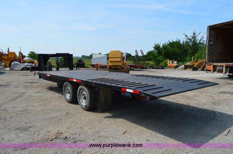 image for item H2839 2011 Shop Built gooseneck trailer