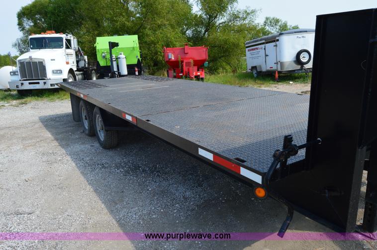 image for item H2839 2011 Shop Built gooseneck trailer