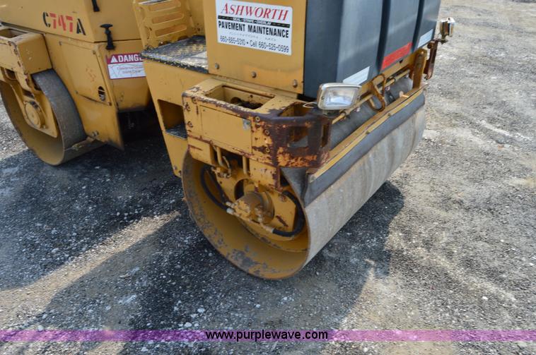 image for item H2840 Hypac C747A vibratory roller