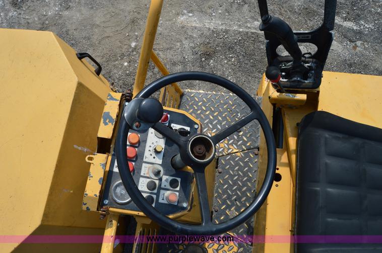 image for item H2840 Hypac C747A vibratory roller