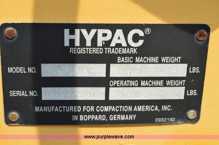 image for item H2840 Hypac C747A vibratory roller
