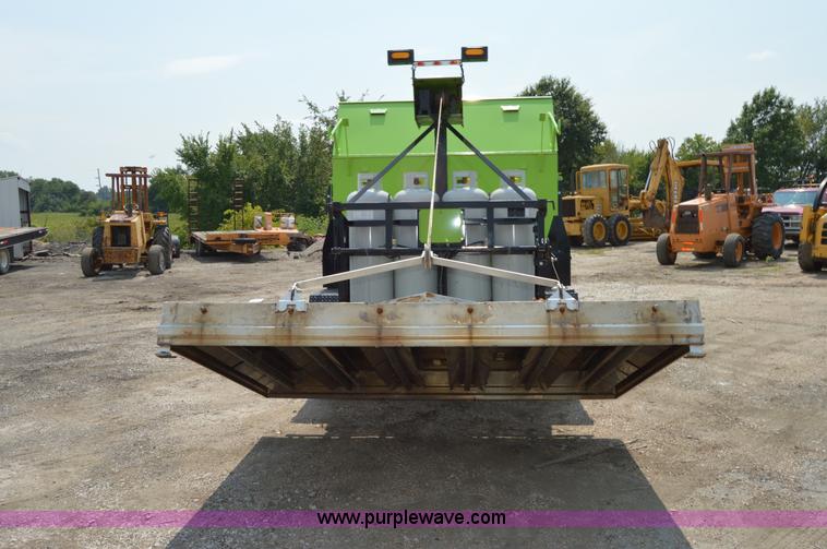 image for item H2842 2012 Raytech two ton mini combo infrared asphalt heater/reclaimer