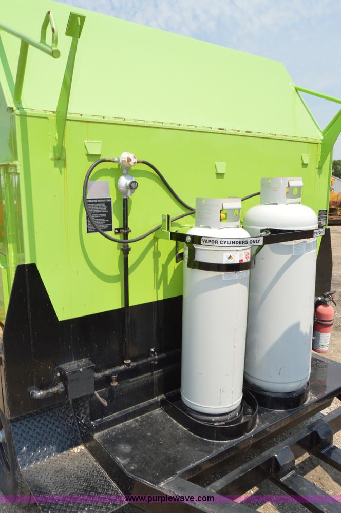 image for item H2842 2012 Raytech two ton mini combo infrared asphalt heater/reclaimer