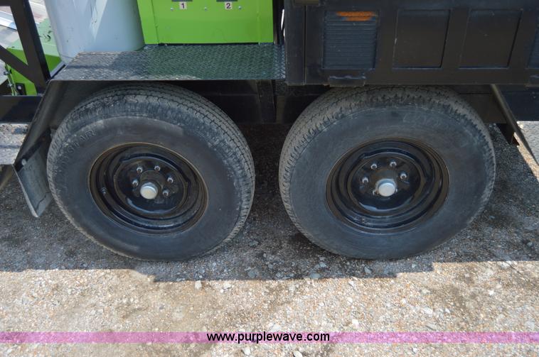 image for item H2842 2012 Raytech two ton mini combo infrared asphalt heater/reclaimer