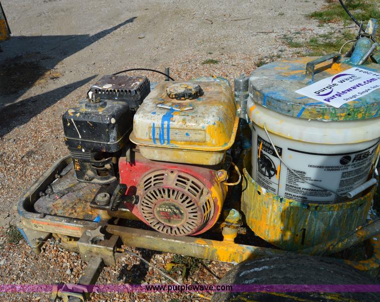 image for item H2844 Graco Line Laser paint stripper