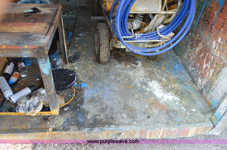 image for item H2845 1998 Playmore enclosed trailer