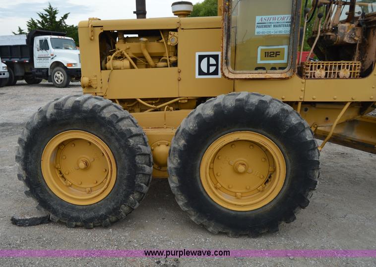 image for item H2846 1966 Caterpillar 112F rigid motor grader