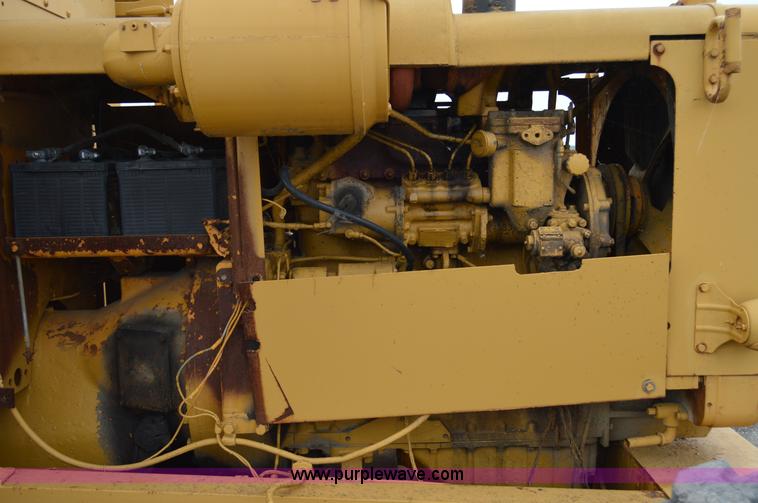 image for item H2846 1966 Caterpillar 112F rigid motor grader