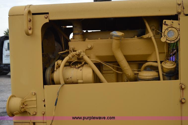 image for item H2846 1966 Caterpillar 112F rigid motor grader