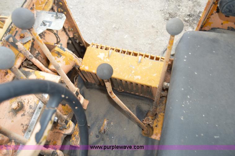 image for item H2846 1966 Caterpillar 112F rigid motor grader