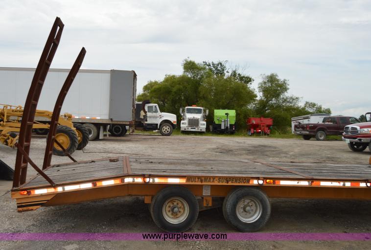 image for item H2847 1994 Econoline MP423DE trailer