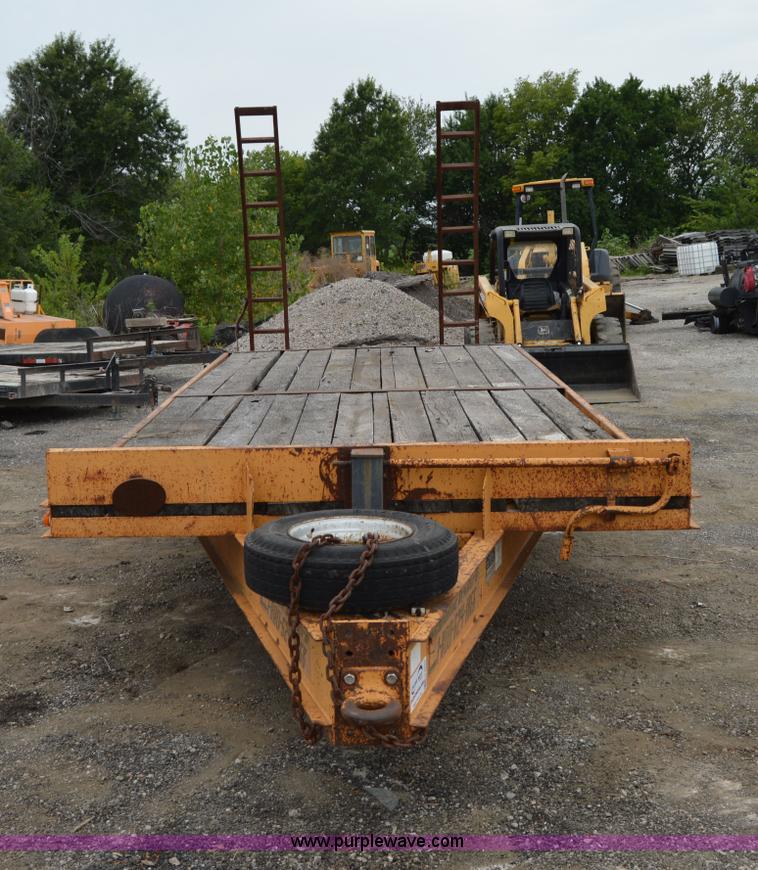 image for item H2847 1994 Econoline MP423DE trailer