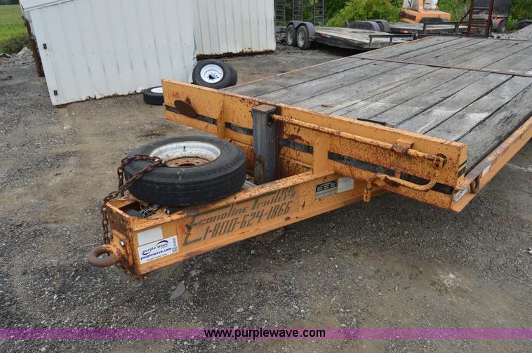 image for item H2847 1994 Econoline MP423DE trailer