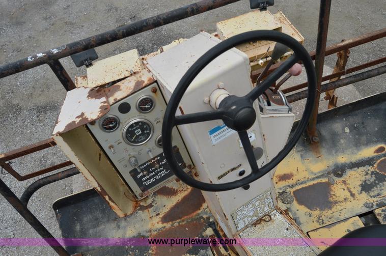 image for item H2848 1990 Ingersoll Rand DD90 articulating vibratory roller