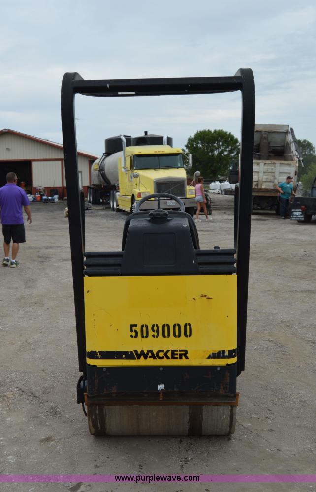 image for item H2849 Wacker RD11A double drum roller