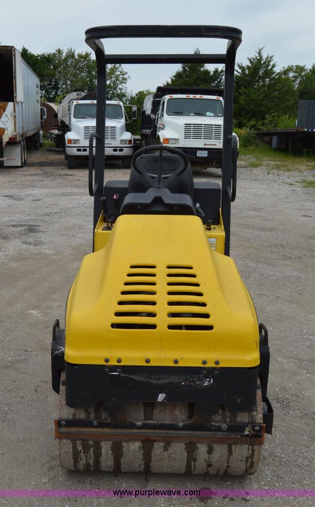 image for item H2849 Wacker RD11A double drum roller
