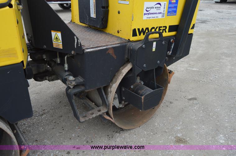 image for item H2849 Wacker RD11A double drum roller