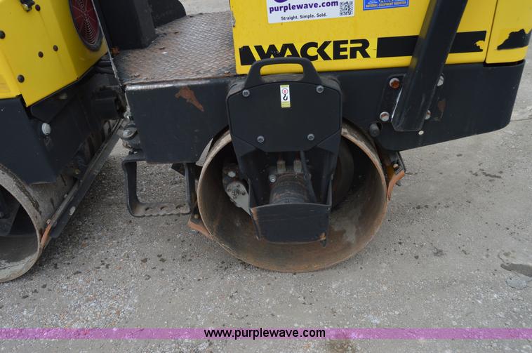 image for item H2849 Wacker RD11A double drum roller