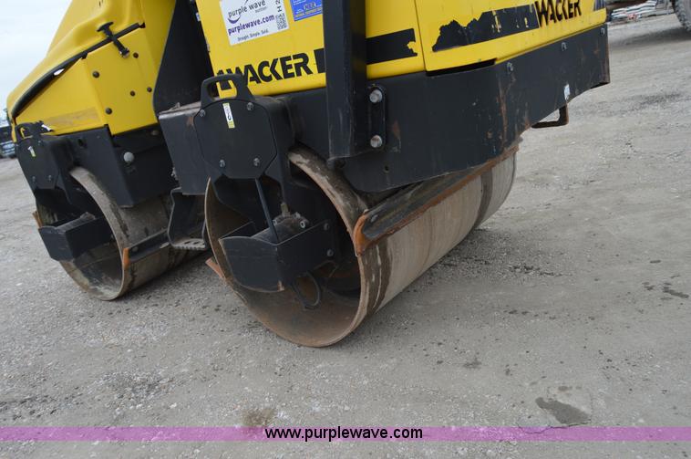 image for item H2849 Wacker RD11A double drum roller